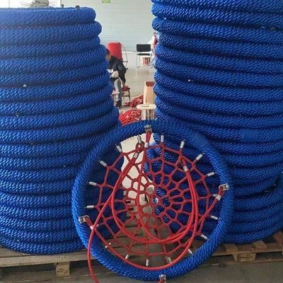 Dış mekanda yuva basketbol ip salınımı oyun alanı ağ ip salınımı